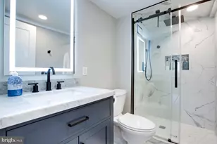 1300 Army Navy Dr, Arlington, VA 22202 - Photo 42