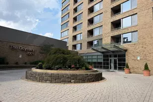 2001 15th Street N, Arlington, VA 22201 - Photo 2