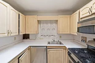 3707 John Marshall Dr, Arlington, VA 22207 - Photo 18
