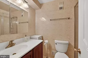 1414 12th St N, Arlington, VA 22209 - Photo 16