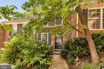 2536 S Walter Reed Drive #D, Arlington, VA 22206 - Photo 1