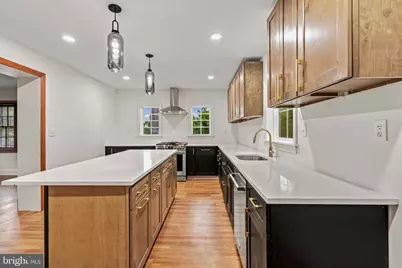 1006 26th Street S, Arlington, VA 22202 - Photo 14