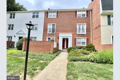 2713 S Walter Reed Drive #B, Arlington, VA 22206 - Photo 2