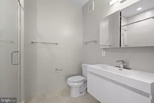 989 S Buchanan Street S, Arlington, VA 22204 - Photo 26