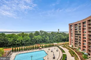 1805 Crystal Dr, Arlington, VA 22202 - Photo 8