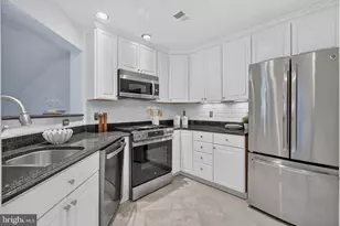 2330 14th St N, Arlington, VA 22201 - Photo 8