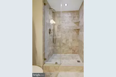 1001 N Randolph Street #302, Arlington, VA 22201 - Photo 20