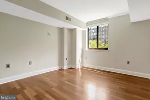 1001 N Randolph St, Arlington, VA 22201 - Photo 28