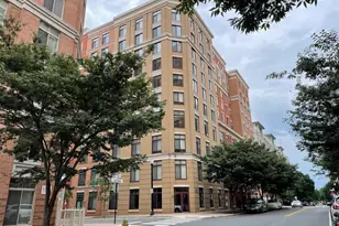 1201 N Garfield St, Arlington, VA 22201 - Photo 2