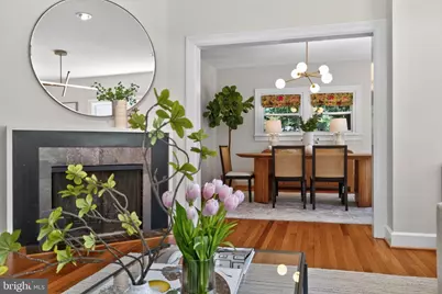 745 26th Street S, Arlington, VA 22202 - Photo 1