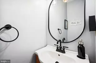 1904 N Veitch St, Arlington, VA 22201 - Photo 12
