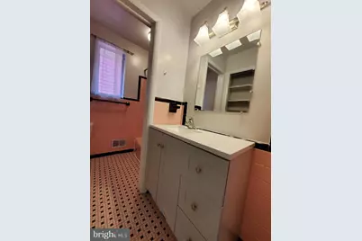 1034 17th Street S #TOP FLOOR, Arlington, VA 22202 - Photo 18