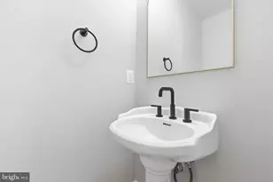 4963 34th St N, Arlington, VA 22207 - Photo 18