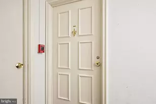 1121 Arlington Blvd, Arlington, VA 22209 - Photo 24