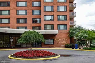 1011 Arlington Blvd, Arlington, VA 22209 - Photo 24