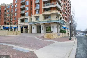 3650 S Glebe Rd, Arlington, VA 22202 - Photo 18