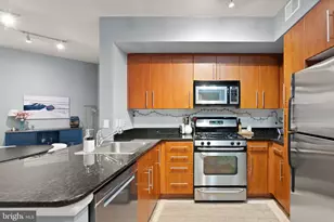 1021 N Garfield St, Arlington, VA 22201 - Photo 12