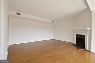 1021 Arlington Blvd, Arlington, VA 22209 - Photo 10