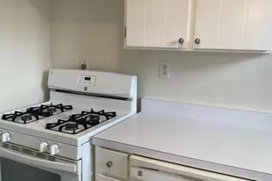 1300 N Meade St, Arlington, VA 22209 - Photo 14