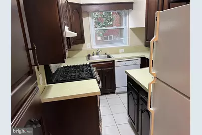 933 N Cleveland Street #APT 1, Arlington, VA 22201 - Photo 8