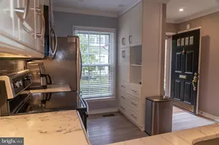 2510 S Walter Reed Dr, Arlington, VA 22206 - Photo 6