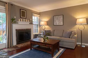 2510 S Walter Reed Dr, Arlington, VA 22206 - Photo 10