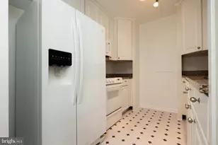 4600 S Four Mile Run Dr, Arlington, VA 22204 - Photo 12