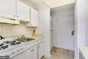 1011 Arlington Blvd, Arlington, VA 22209 - Photo 6