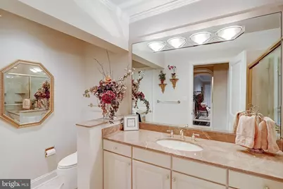 4744 34th Street N, Arlington, VA 22207 - Photo 20