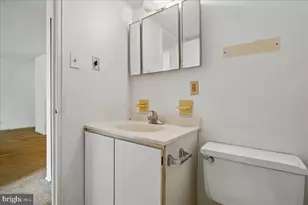 4600 S Four Mile Run Dr, Arlington, VA 22204 - Photo 28