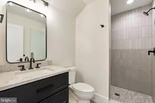 800 N Danville St, Arlington, VA 22201 - Photo 38