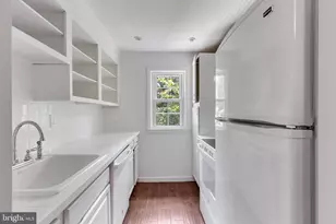 702 S Arlington Mill Dr, Arlington, VA 22204 - Photo 10