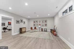 4306 40th St N, Arlington, VA 22207 - Photo 48