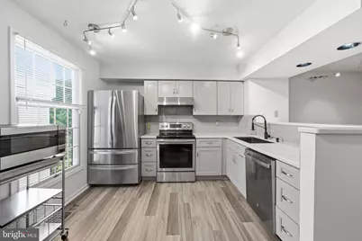 5028 9th Street S, Arlington, VA 22204 - Photo 2