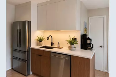 3831 N Vernon Street N, Arlington, VA 22207 - Photo 6