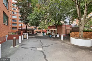 1021 Arlington Blvd, Arlington, VA 22209 - Photo 12