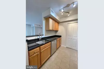 880 N Pollard Street #605, Arlington, VA 22203 - Photo 6