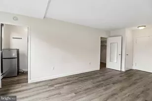 1021 Arlington Blvd, Arlington, VA 22209 - Photo 8