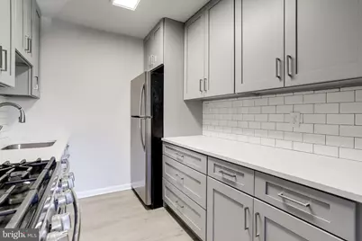 3515 Washington Boulevard #307, Arlington, VA 22201 - Photo 2