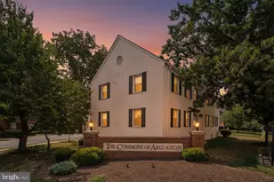 1315 S Walter Reed Dr, Arlington, VA 22204 - Photo 1