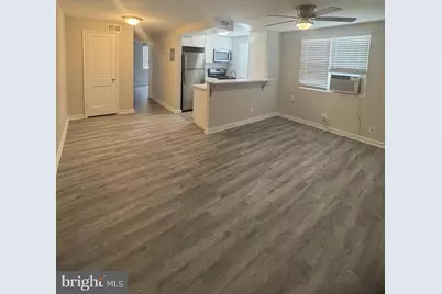 131 S Courthouse Road #2, Arlington, VA 22204 - Photo 2