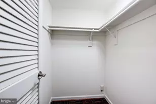1101 S Arlington Ridge Road S, Arlington, VA 22202 - Photo 24