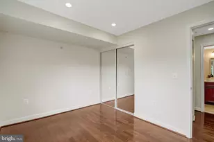 4179 S Four Mile Run Dr, Arlington, VA 22204 - Photo 24