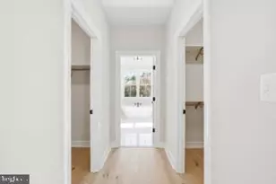 2300 N Stafford St, Arlington, VA 22207 - Photo 18