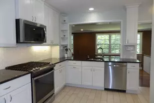 138 S Abingdon St, Arlington, VA 22204 - Photo 8