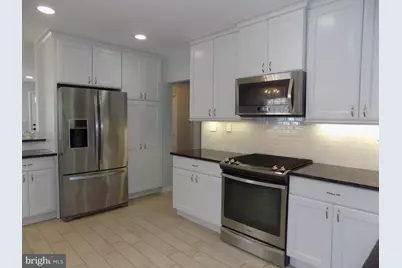 138 S Abingdon Street, Arlington, VA 22204 - Photo 6