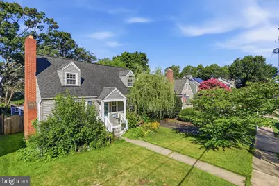 2328 N Columbus Street, Arlington, VA 22207 - Photo 2