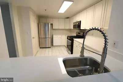 1045 N Utah Street #2-210, Arlington, VA 22201 - Photo 10