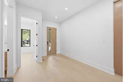 840 N Burlington Street, Arlington, VA 22203 - Photo 2