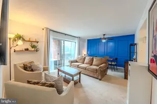 1300 Army Navy Dr, Arlington, VA 22202 - Photo 14